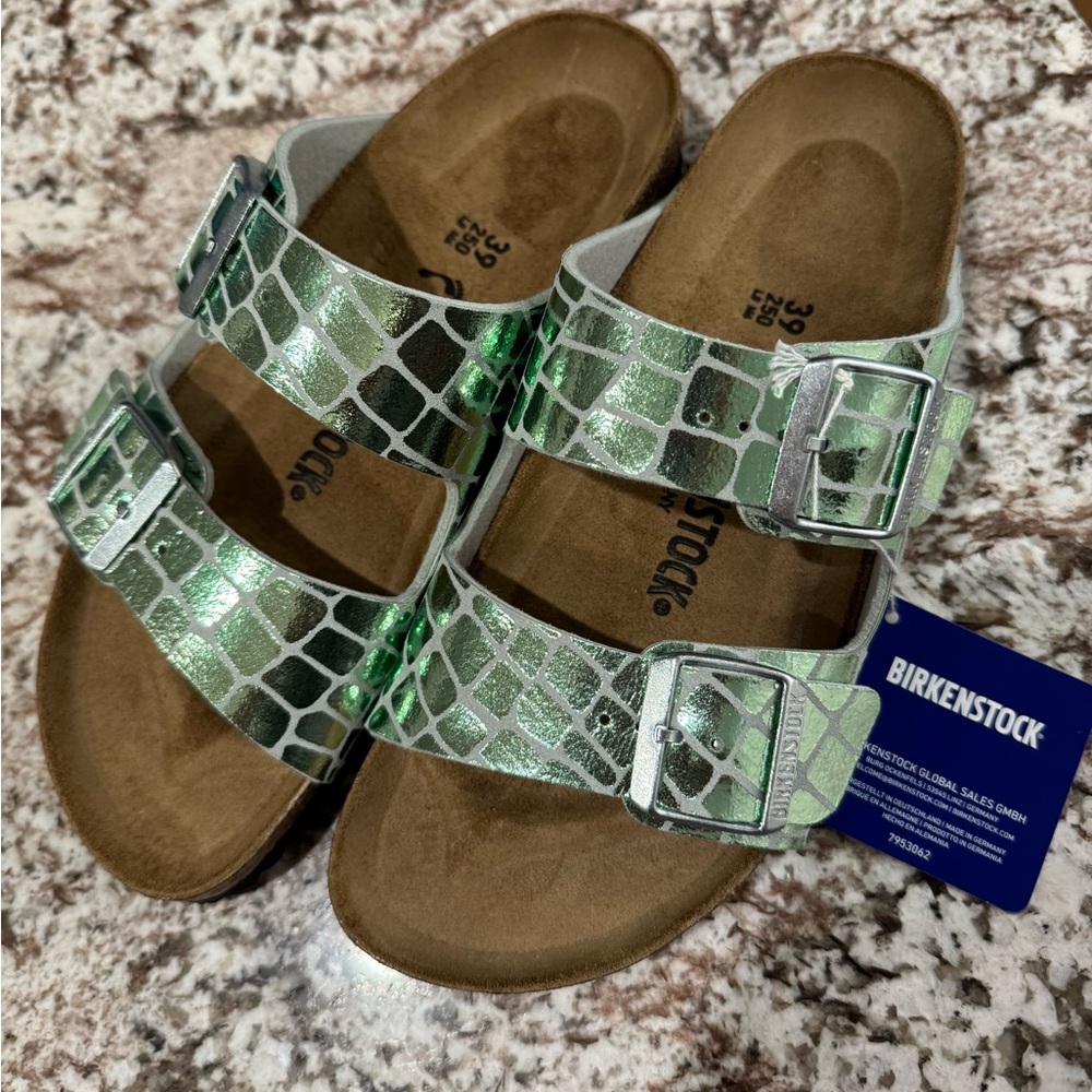 Birkenstock Sandals 💚 - Picture 4 of 11